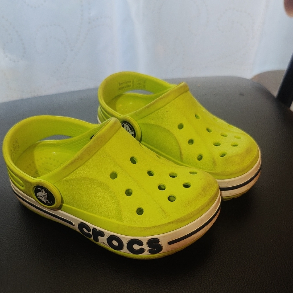 CROCS Kids' Bright Green Clogs